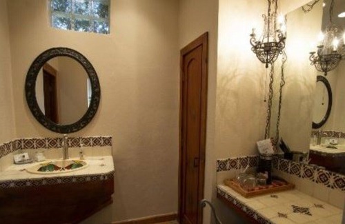 Kerrville Apartment | ESCONDIDA SUITE #9 KING