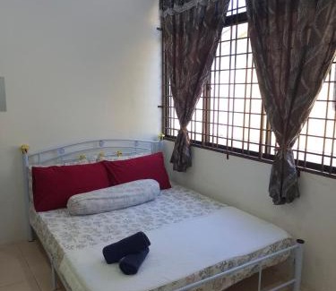 Padang Serai House | Eshal Homestay Padang Serai