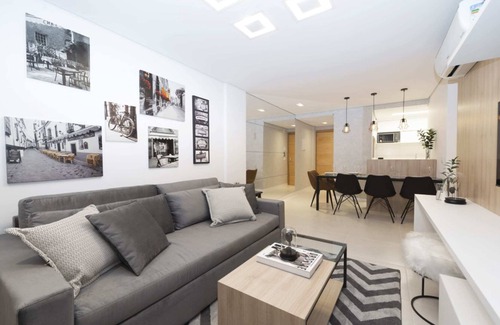 Floresta Apartment | Espaçoso apartamento em localização excelente