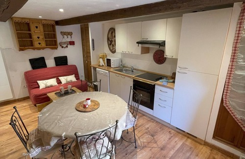 Notre-Dame-de-Bellecombe Apartment | Espace Diamant - Duplex Typiquement Savoyard