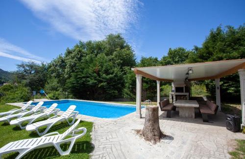 Allariz House | Espectacular Casa con Piscina en Allariz