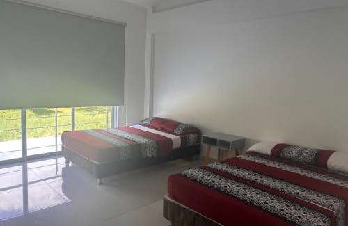 Melgar House | Espectacular casa quinta con piscina privada
