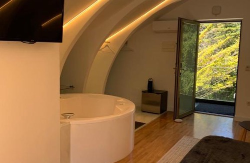 Vigo Cabin | ESPEJO DE SOLEDADES