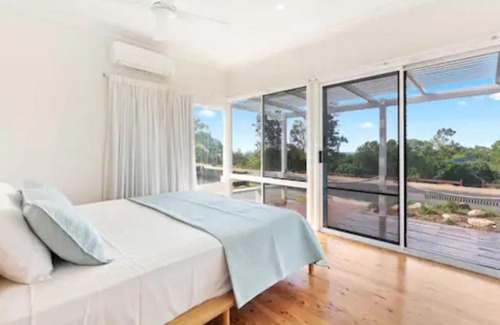 Point Vernon Apartment | Esplanade Ease