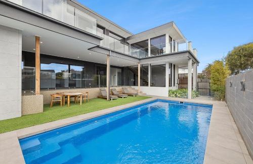 Torquay House | Esplanade Ultimate Luxury