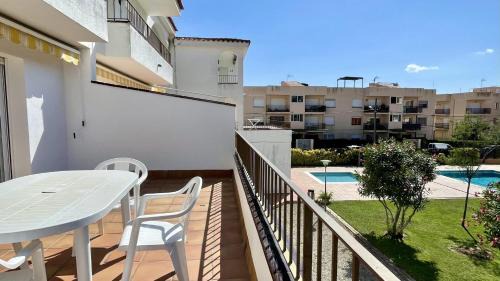 Els Griells Apartment | Esplendid 11