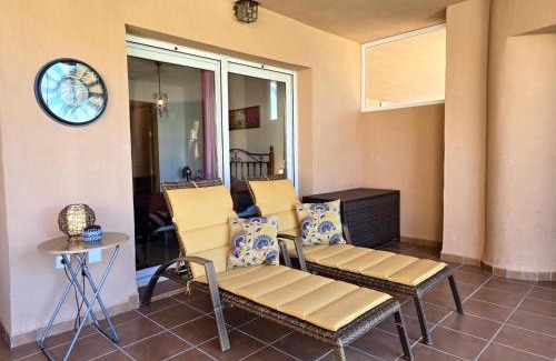 Los Martinez Apartment | Espliego Pool View Apartment
