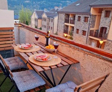 Villanua Apartment | ESQUÍ PIRINEO ARAGONÉS APARTAMENTO EL JUNCARAL Wifi