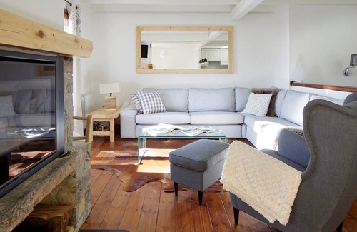 Beret Apartment | Esquiros by FeelFree Rentals