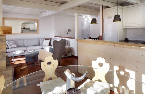 Beret Apartment | Esquiros by FeelFree Rentals