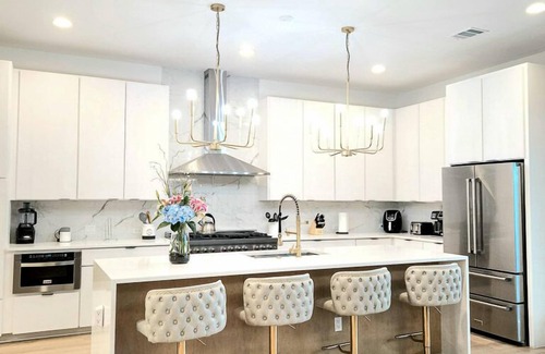 Apache Shores House | Esqusite New Home + Private Pool - Firefly Canyon