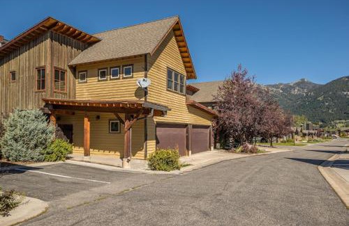 Big Sky House | Essentia Townhome 145A