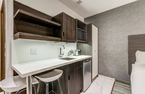 Mount Pleasant Hotel | EST Hotel
