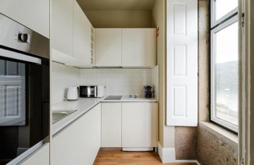 Ribadouro Apartment | Estação de Mosteirô, Next Stop - by RowdHouses