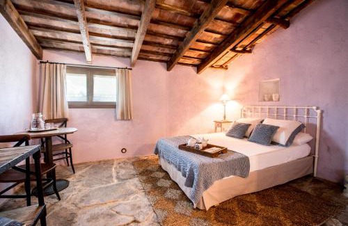 Muntanyola House | Estança La Pau - Adults Only