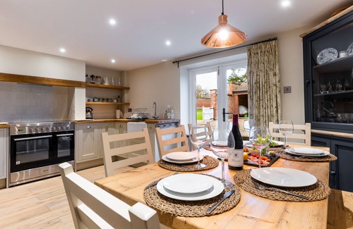 Worstead Cottage | Estate Cottage, a Georgian cottage at the heart of Worstead Park
