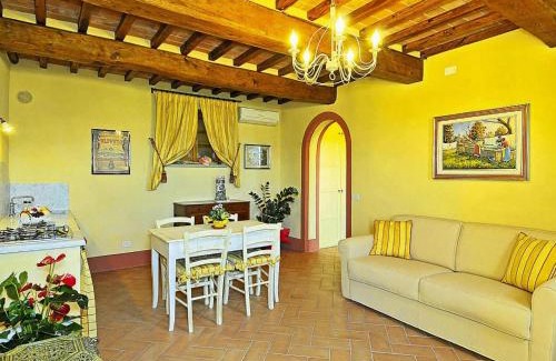 Buti Apartment | Estate in Monte Serra with Panoramic Views
