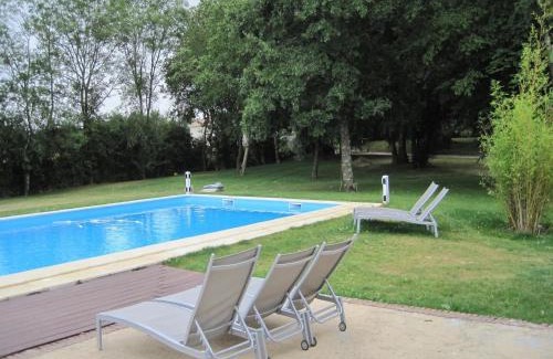 Buzon House | Estate in Pyrenees with Pool and Golf Nearby, cleaning included