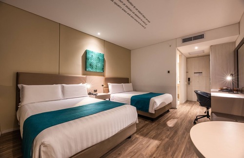 El Castillo Hotel | Estelar Square