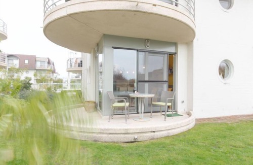 Bredene Apartment | Estepona 006 by Interhome