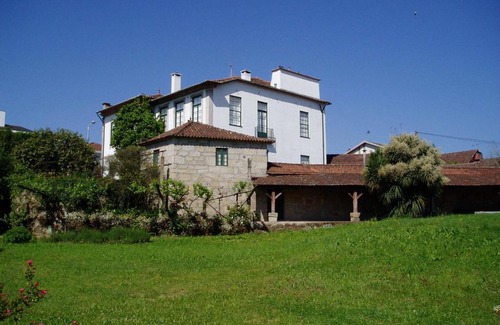 Casteloes de Cepeda Bed & Breakfast | Estrebuela House