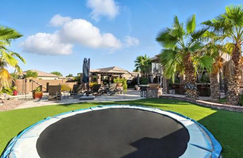 Estrella Mountain Ranch House | Estrella-Resort Style Pool&Yard-Estrella Mountain