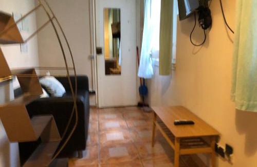 Les Corts Apartment | Estudio Finestrelles Barcelona