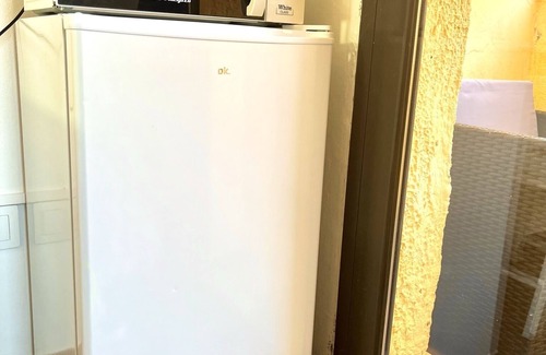 Mataro Apartment | Estudio nuevo con cocina y baño privado mt132