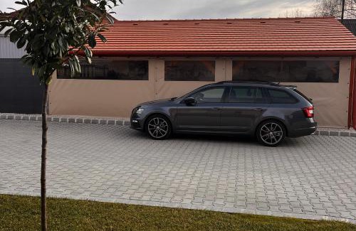 Debrecen Apartment | ESZLA 1 Apartman Free large secure parking