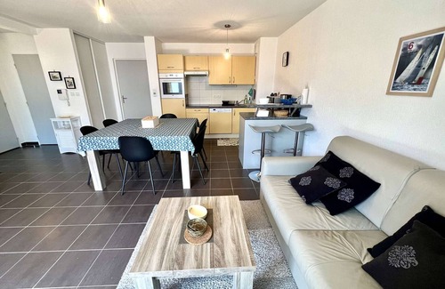 Etel Apartment | Étel: 2-Room Apt with South Terrace, Parking & Small Dog Welcome