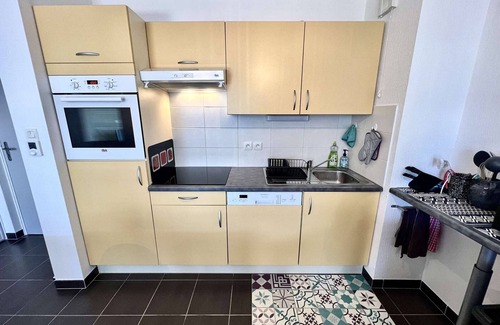 Etel Apartment | Étel: 2-Room Apt with South Terrace, Parking & Small Dog Welcome