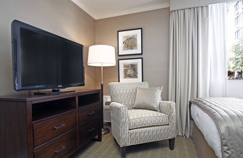 Danbury Hotel | Ethan Allen Hotel