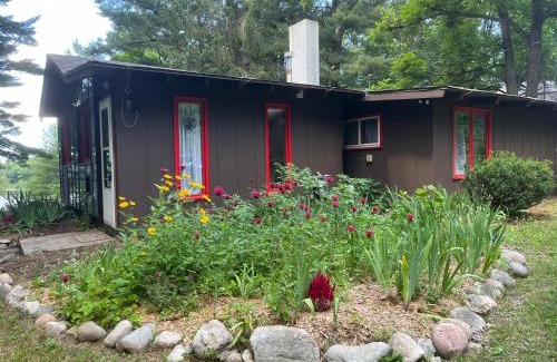 Lake Ann House | Ethel's Cottage