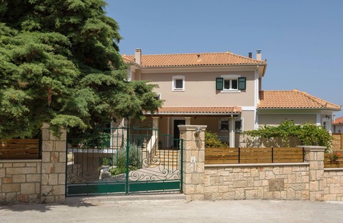 Mouzaki Villa | Ethereal Villa - Exceptional choice for relaxing holidays