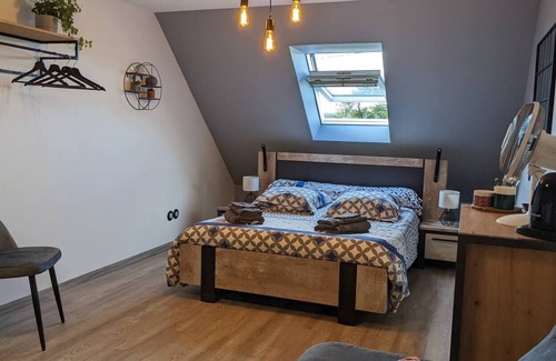 Saint-Nicolas-de-Redon Bed & Breakfast | Etriel's room, a green and calm setting in the immediate vicinity of Redon