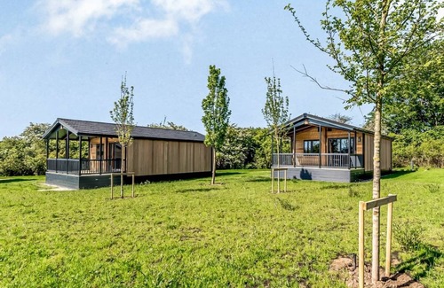 Saintbury Ski Chalet | Ettington Lodge Premier