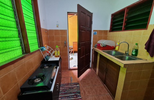 Puchong House | EudoraPlace Puchong Homestay