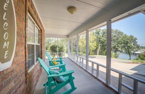 Eufaula House | Eufaula Oasis with Screened Porch Unwind in Style!