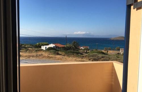 Diakofti Hotel | Eugenia travasarou sea view appartments