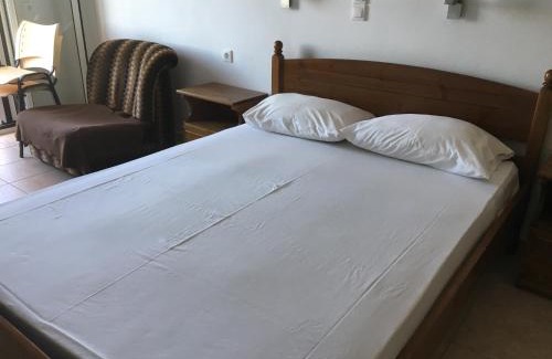 Diakofti Hotel | Eugenia travasarou sea view appartments