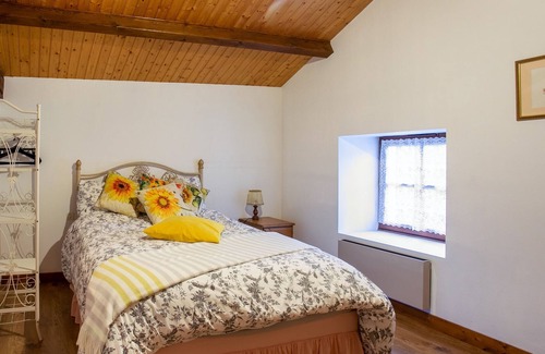 Secondigny House | Eulalie - charmante maison avec jardin