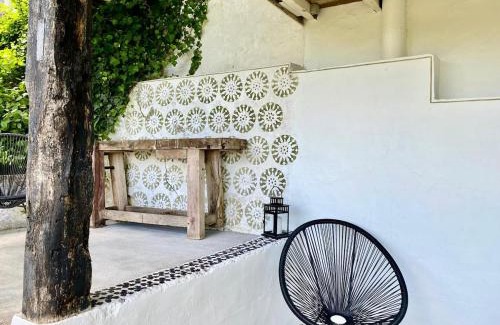 Saint-Aulaye-Puymangou House | Eulalie ,maison de village avec jardin