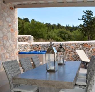 Manganos Villa | Euphoria Retreat