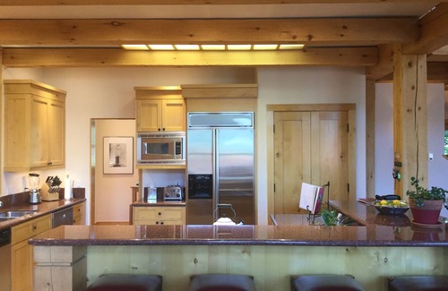 Mountain Village House | EUREKA!LUXURIOUS HOME,BIG VIEWS,SKI IN SKI OUT,.BEDDING OPTIONS TO SUIT FAMILIES