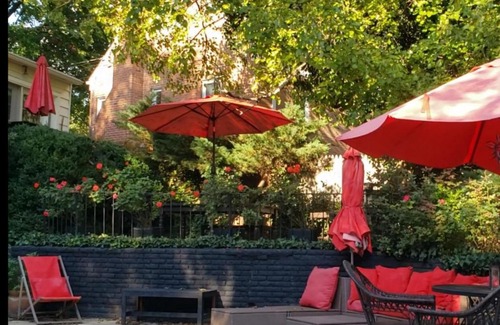 Kensington Bed & Breakfast | European Guesthouse