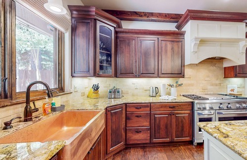 North Upper Truckee House | European-Style Washoe Meadows Estate | Sauna, Smart TVs, Playground & Grill