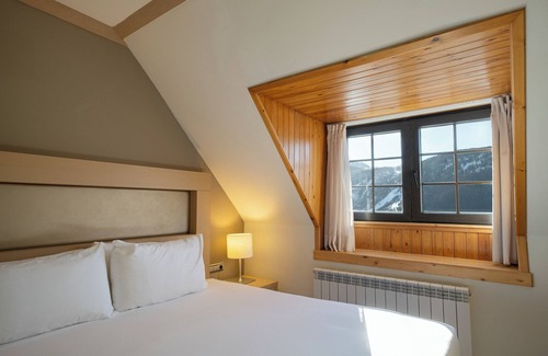 Beret Hotel | Eurostars Royal Tanau