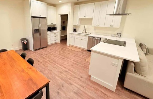 Lindon House | EV Charger, Pioneer Park, Trailheads Close!
