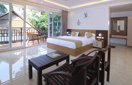Kunchithanny Resort | EVAARA RESORT
