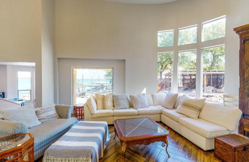 Lake Bridgeport House | Evans Eden